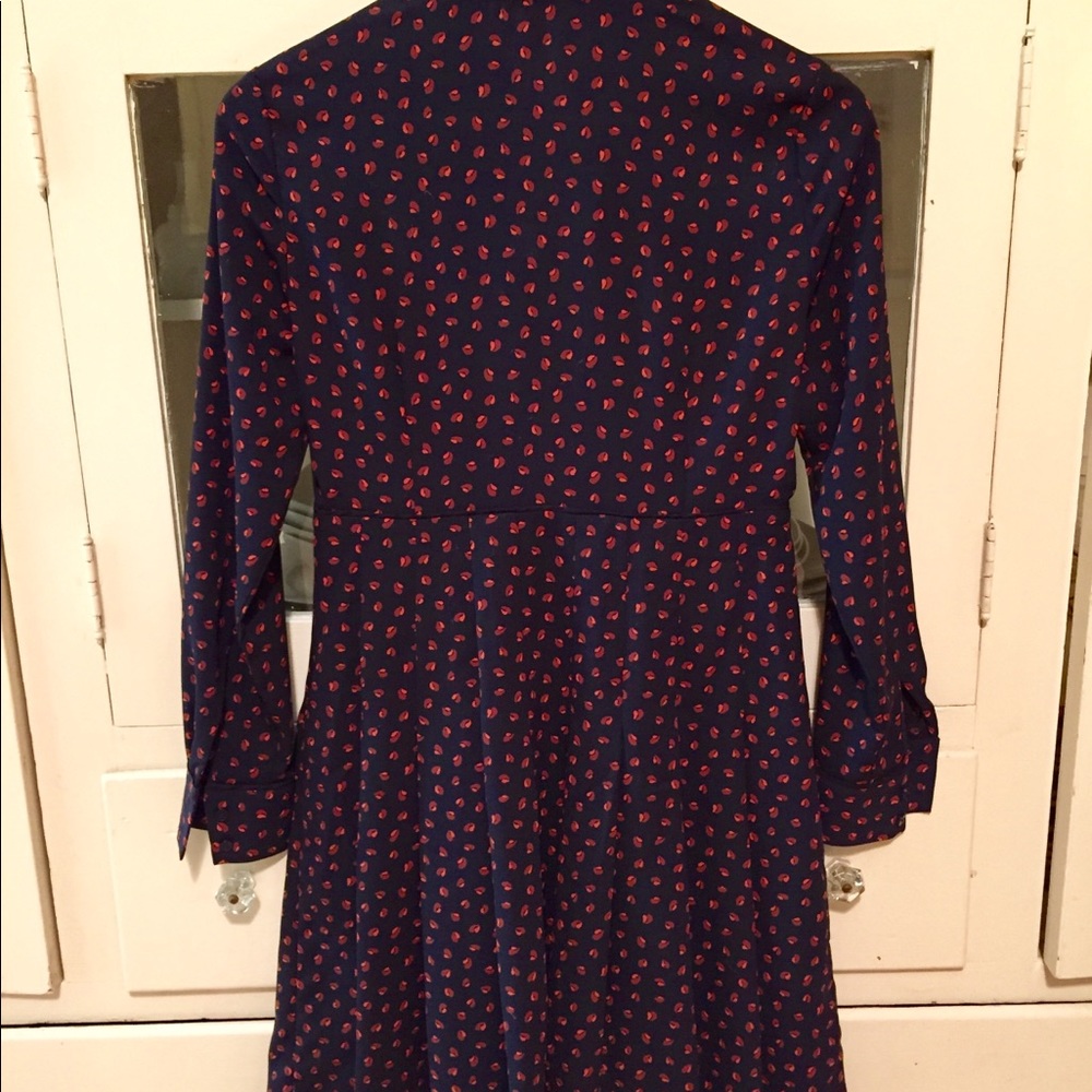 Ann Taylor navy blue with petal print dress. NWT - Picture 5 of 5